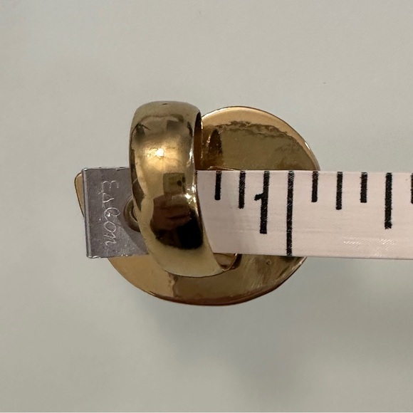 Charles Albert | Unique Shell Ring | Adjustable Size - Picture 15 of 16